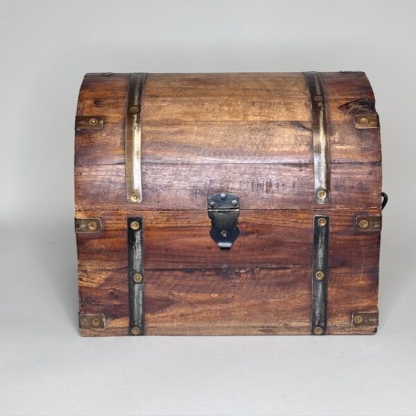 Dekoracija medinė skrynia maža